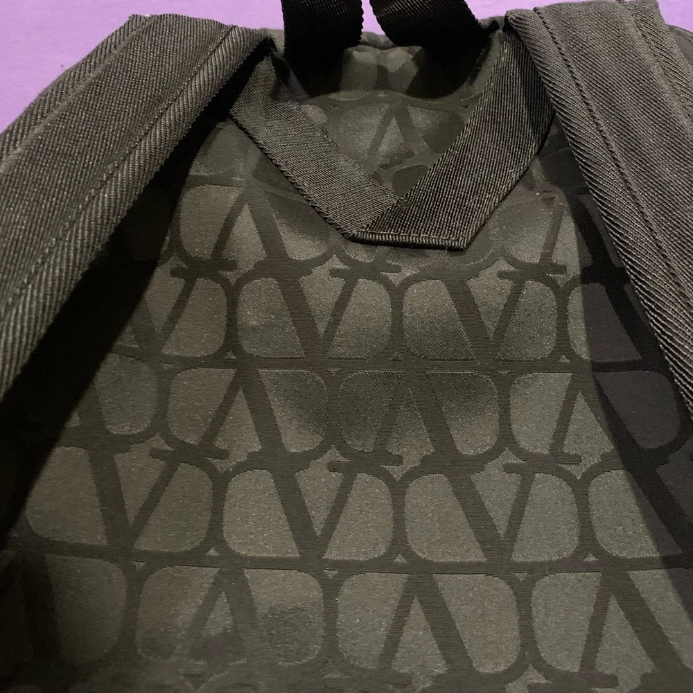 Valentino Garavani VLogo Backpack